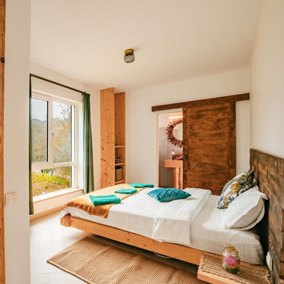 Adventure Yoga Retreat: Redescopera Curajul, Increderea si Bucuria Jocului!