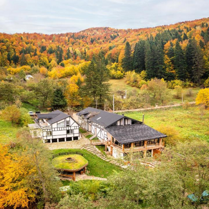 Adventure Yoga Retreat: Redescopera Curajul, Increderea si Bucuria Jocului!