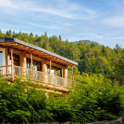 Adventure Yoga Retreat: Redescopera Curajul, Increderea si Bucuria Jocului!
